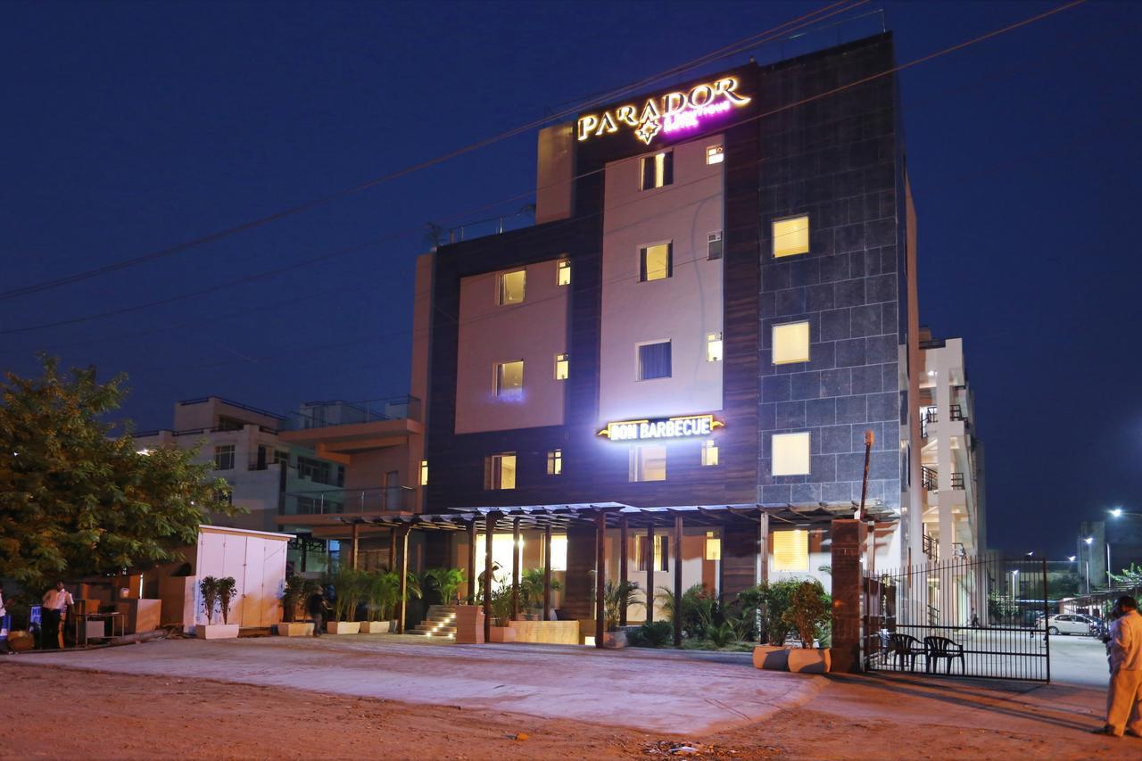 Hotel Parador Agra Extérieur photo